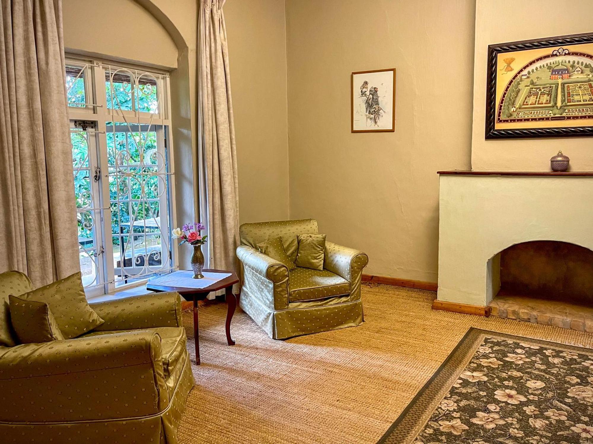 Huntingdon House And Chawani Bungalow チョロ県 エクステリア 写真